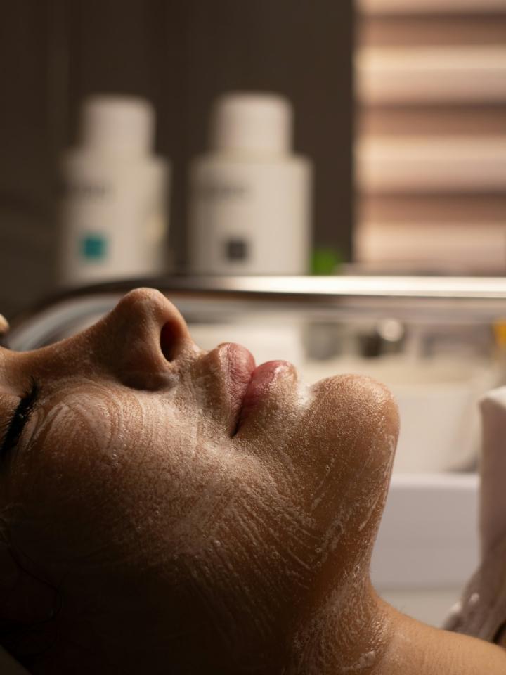 Điều trị nám – tàn nhang Melasma Care