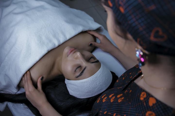 Xây dựng routine chăm sóc da chuẩn theo từng loại da: dầu, khô, hỗn hợp